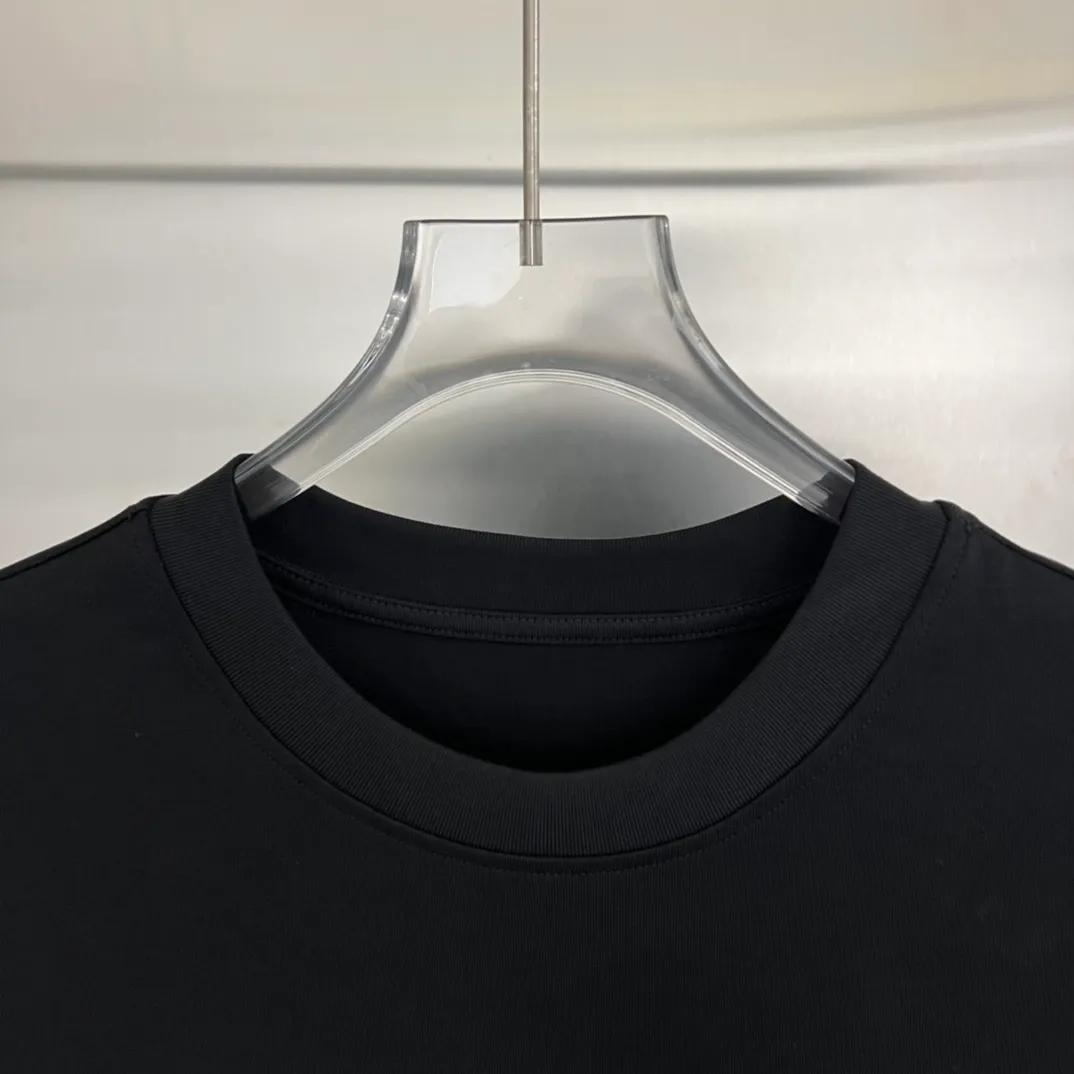 ：Moncler/ T ：300 100% ：320 ： ：White Black Size：S M L XL Same Style